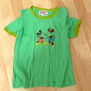 mickey and minnie vintage disney tshirt